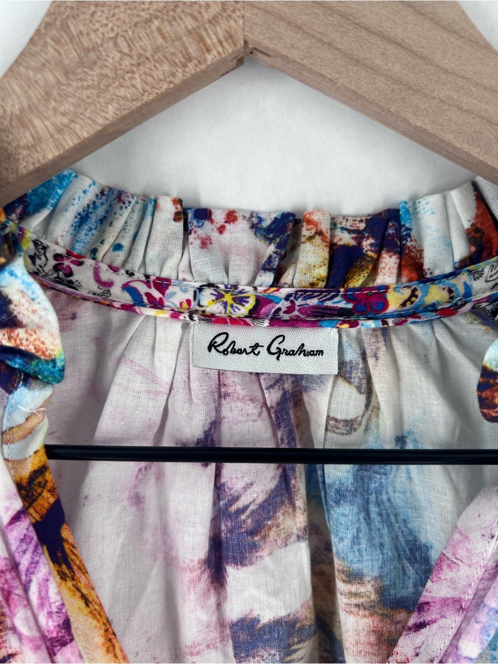 Robert Graham Floral Watercolor Eyelet Puff Sleeve Blouse Multicolor Size M - Picture 2 of 11